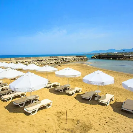 Vuni Palace Luxury & Beach Club & Casino Hotel