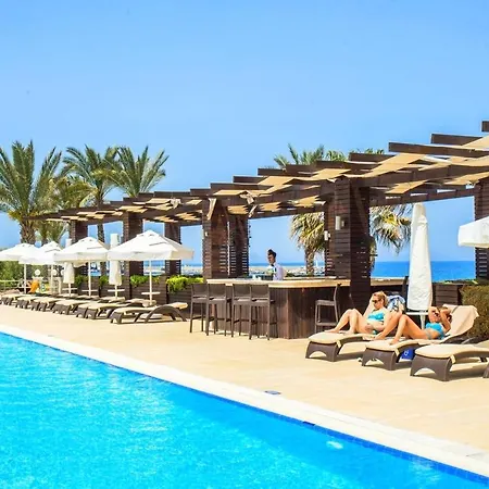 Hotel Vuni Palace Luxury & Beach Club & Casino Kyrenia (Northern Cyprus)