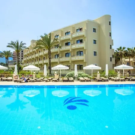 Vuni Palace Luxury & Beach Club & Casino מלון 5*
