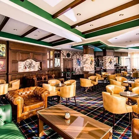 מלון Vuni Palace Luxury & Beach Club & Casino קיירניה