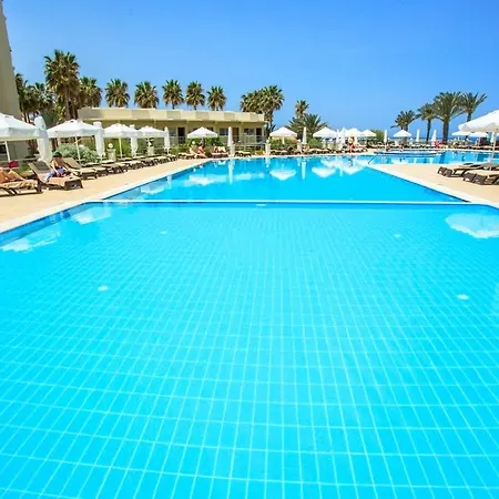 Vuni Palace Luxury & Beach Club & Casino Ξενοδοχείο